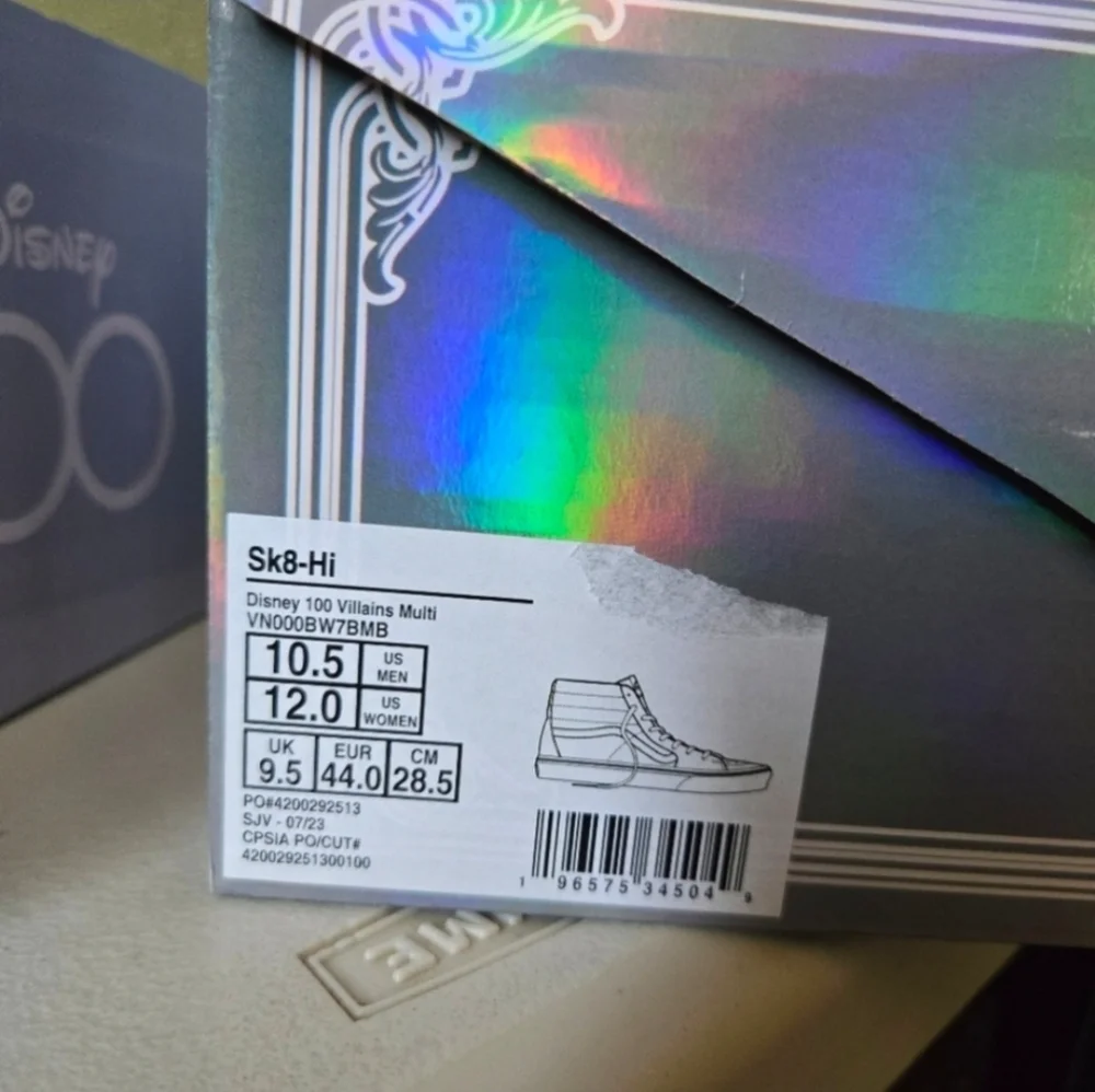 Vans Disney 100 Villains Sk8 Hi Mens Black Out Villain Pictures 102025 - Picture 12 of 12